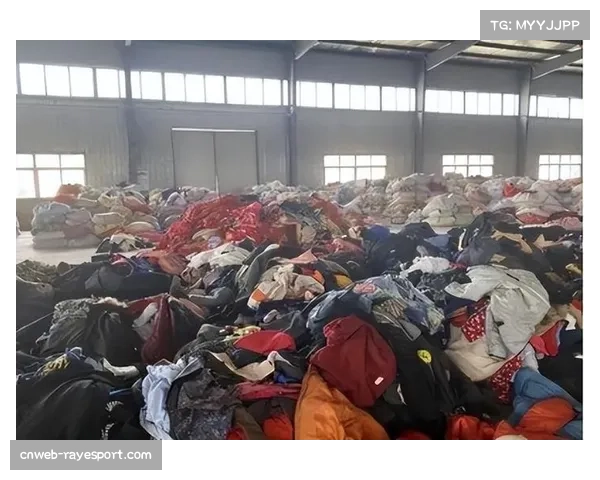 巴萨基金会向非洲贫困地区捐赠十万件球衣，践行社会责任承诺